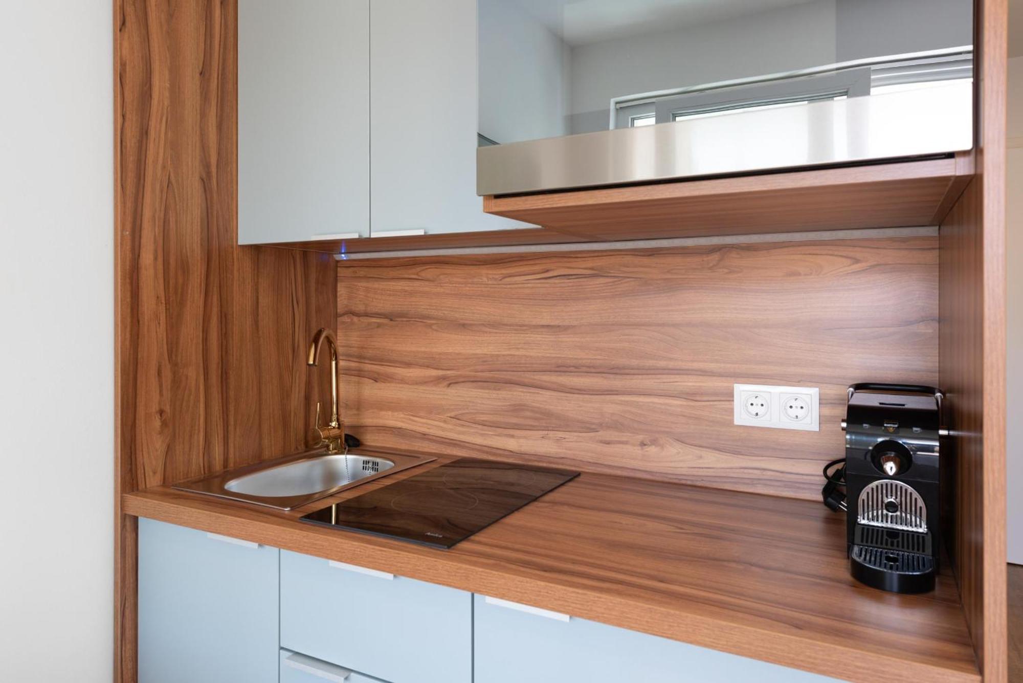 Schickes All-Inklusive Apartmentzimmer By Resida Asset Gmbh Brunn am Gebirge Εξωτερικό φωτογραφία